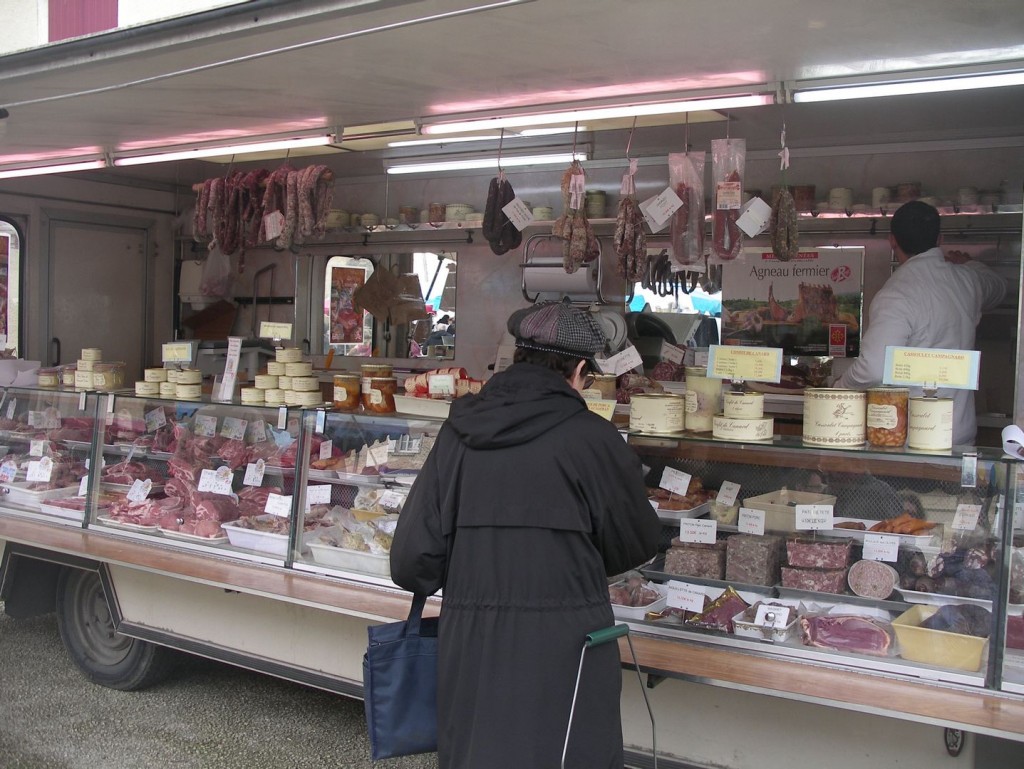 prayssac-market-marche-meats