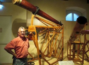 florence-galileo-museum-large-early-telescope